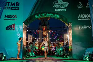 BIB: 
                            <button type="button" onclick="openModal(24863926)" class="btn btn-primary btn-sm float-right btn-popup" data-toggle="modal" data-target=".modal-high-quality">
                        <i class="fas fa-shopping-cart"></i> Add to Cart
                    </button>
                                            <button type="button" onclick="isThisMe(24863926, true)" class="btn btn-success btn-sm float-right btn-popup btn-isme hidden" data-toggle="tooltip" data-placement="bottom" title="นี่คือรูปของคุณใช่ไหม คลิกที่นี่เพื่อเอาเข้าอัลบั้ม">
                        <i class="fas fa-plus"></i> Add to album
                    </button>
                    <button type="button" onclick="isThisMe(24863926, false)" class="btn btn-warning btn-sm float-right btn-popup btn-isnotme hidden">
                        <i class="fas fa-ban"></i> Remove from album
                    </button>